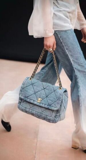 תיק chanel